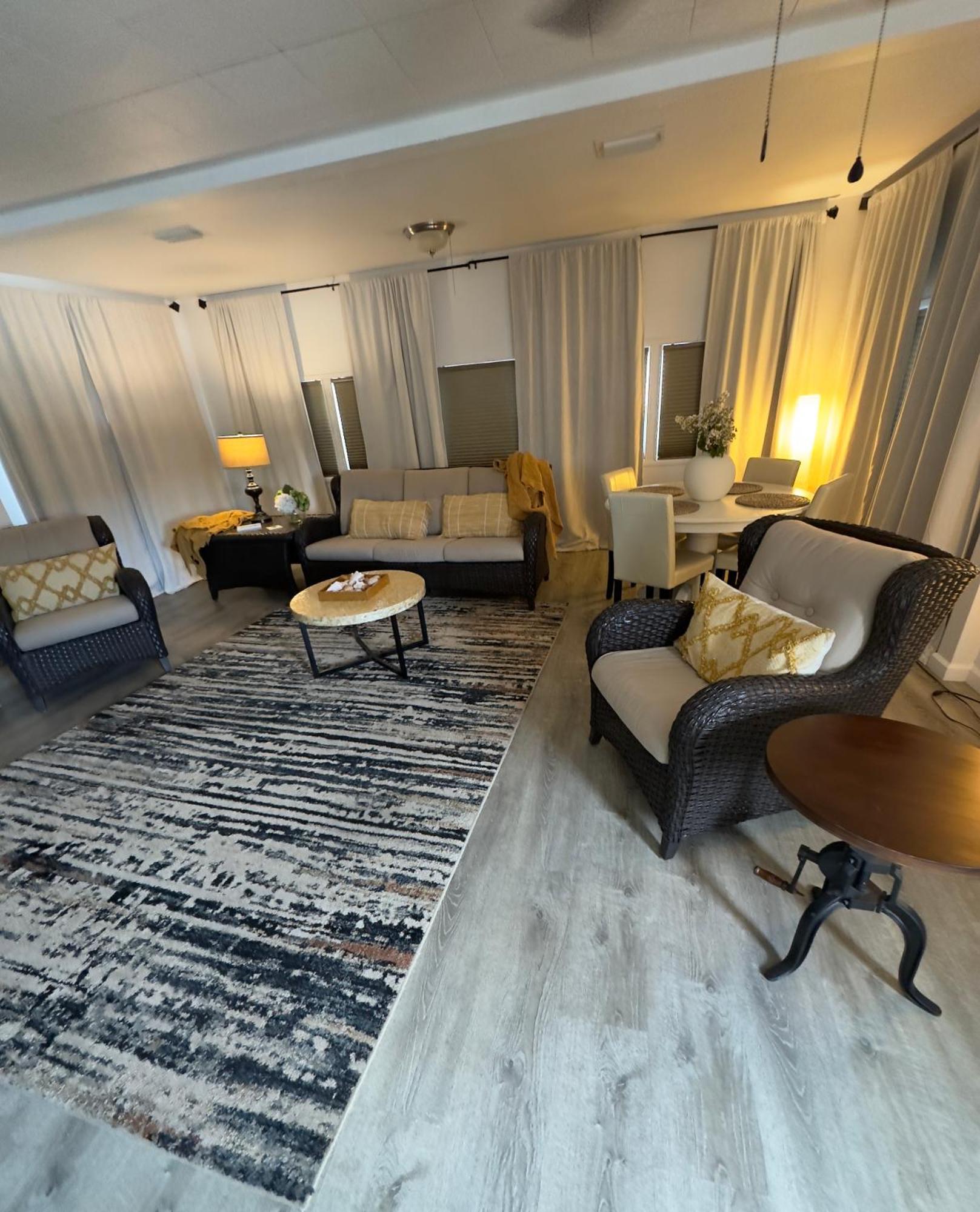Holiday home Eagles Nest Upstairs Unit